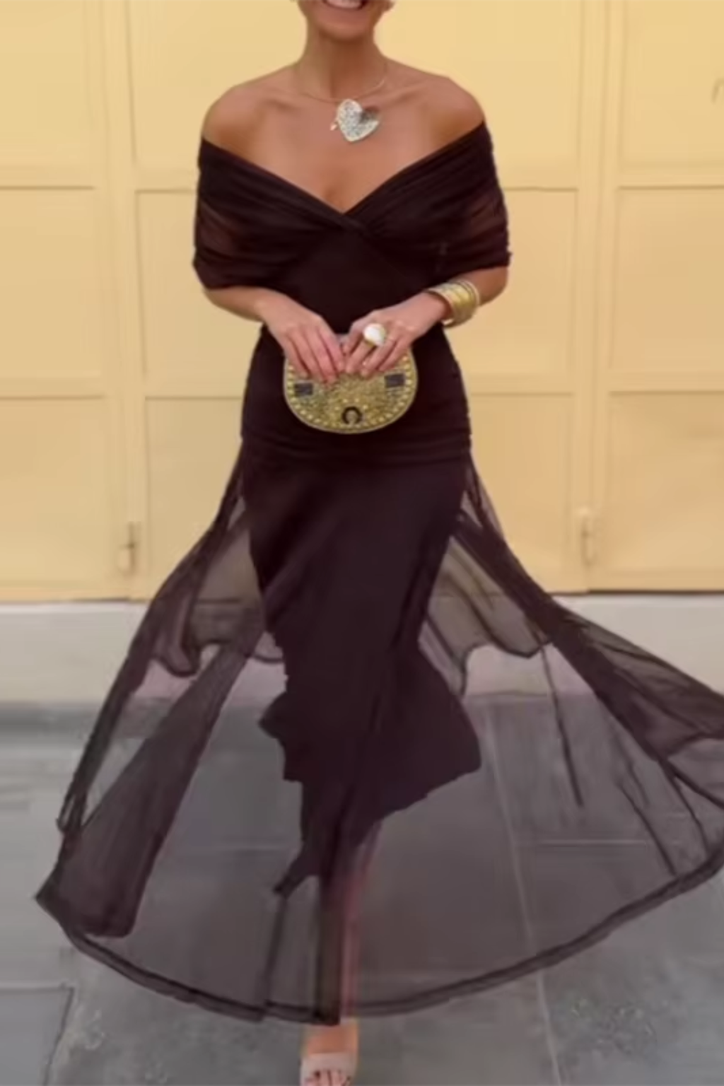 Lady™ - Elegantes Maxikleid für festliche Anlässe mit V-Ausschnitt