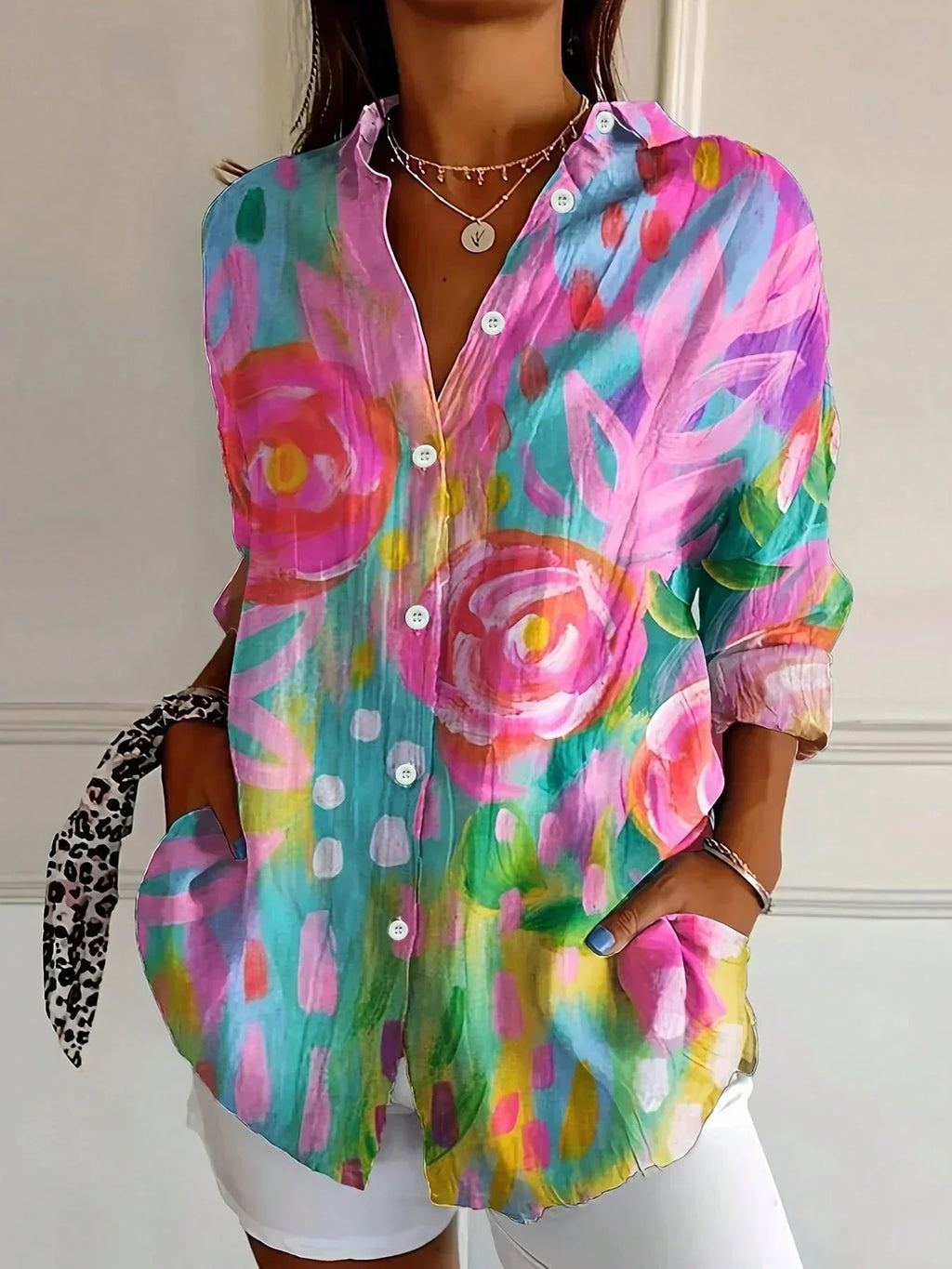 Ashtrid | Bunte Musterbluse
