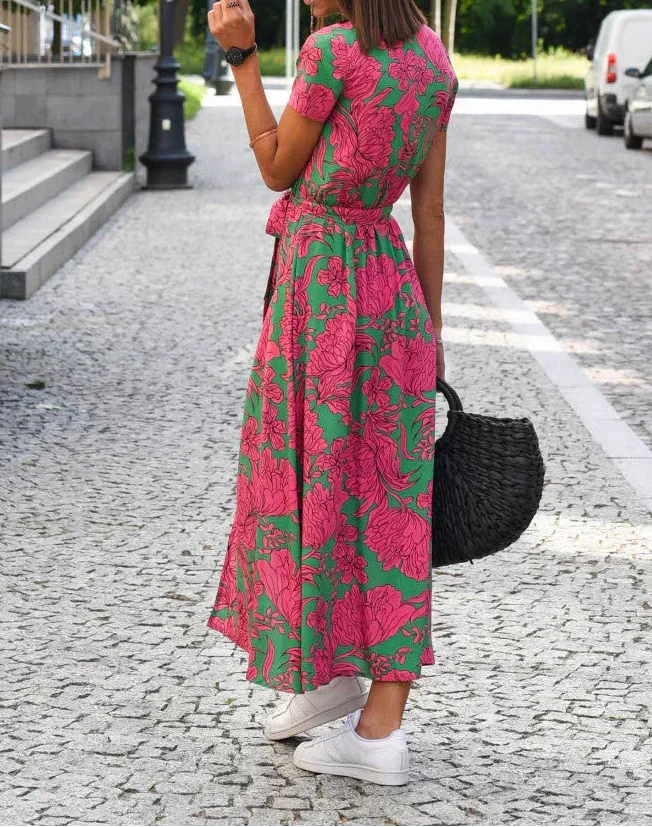 Jorlyn™ - Elegantes Kleid mit V-Ausschnitt und figurbetonter Passform