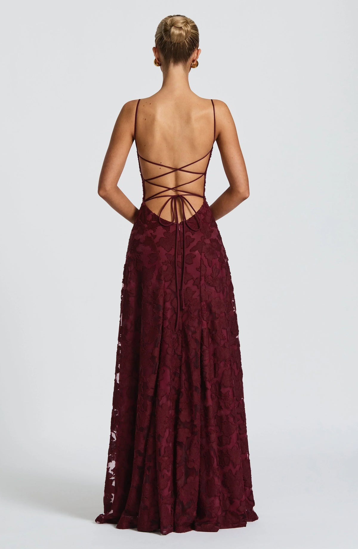 Rhoda™ – Fließende Eleganz im zeitlosen Maxi-Stil